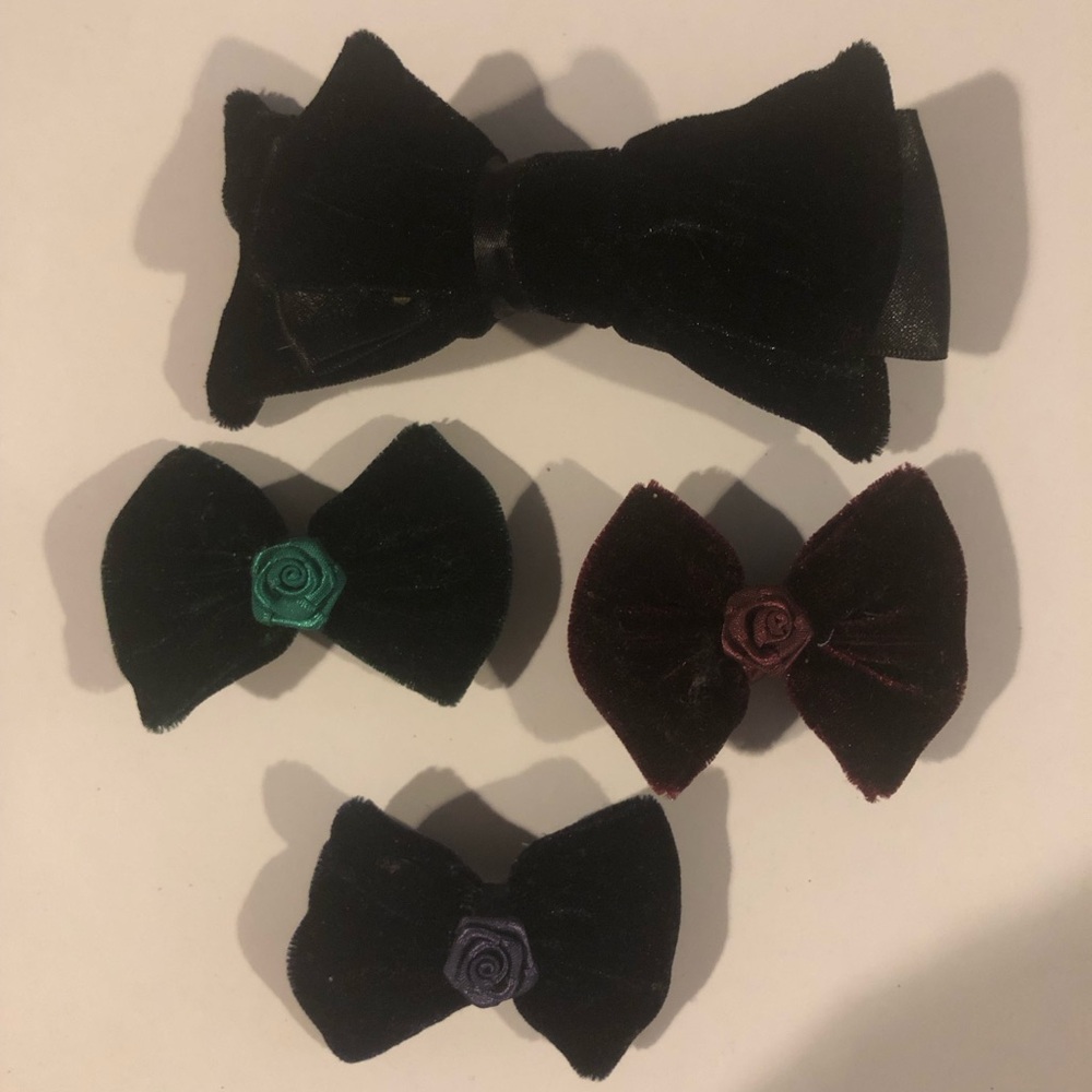 Elegant Velvet Bow Tie Set
